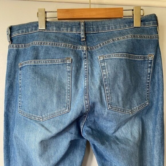 Everlane mid-rise medium wash jeans - Picture 2 of 11